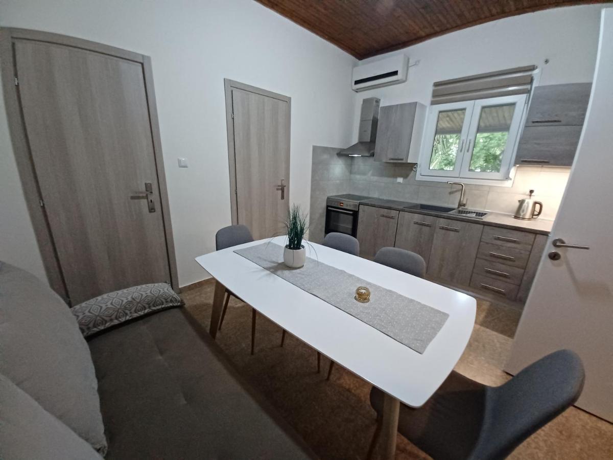 Beach House For Up To 9 People Near Olympia Катаколон Екстериор снимка