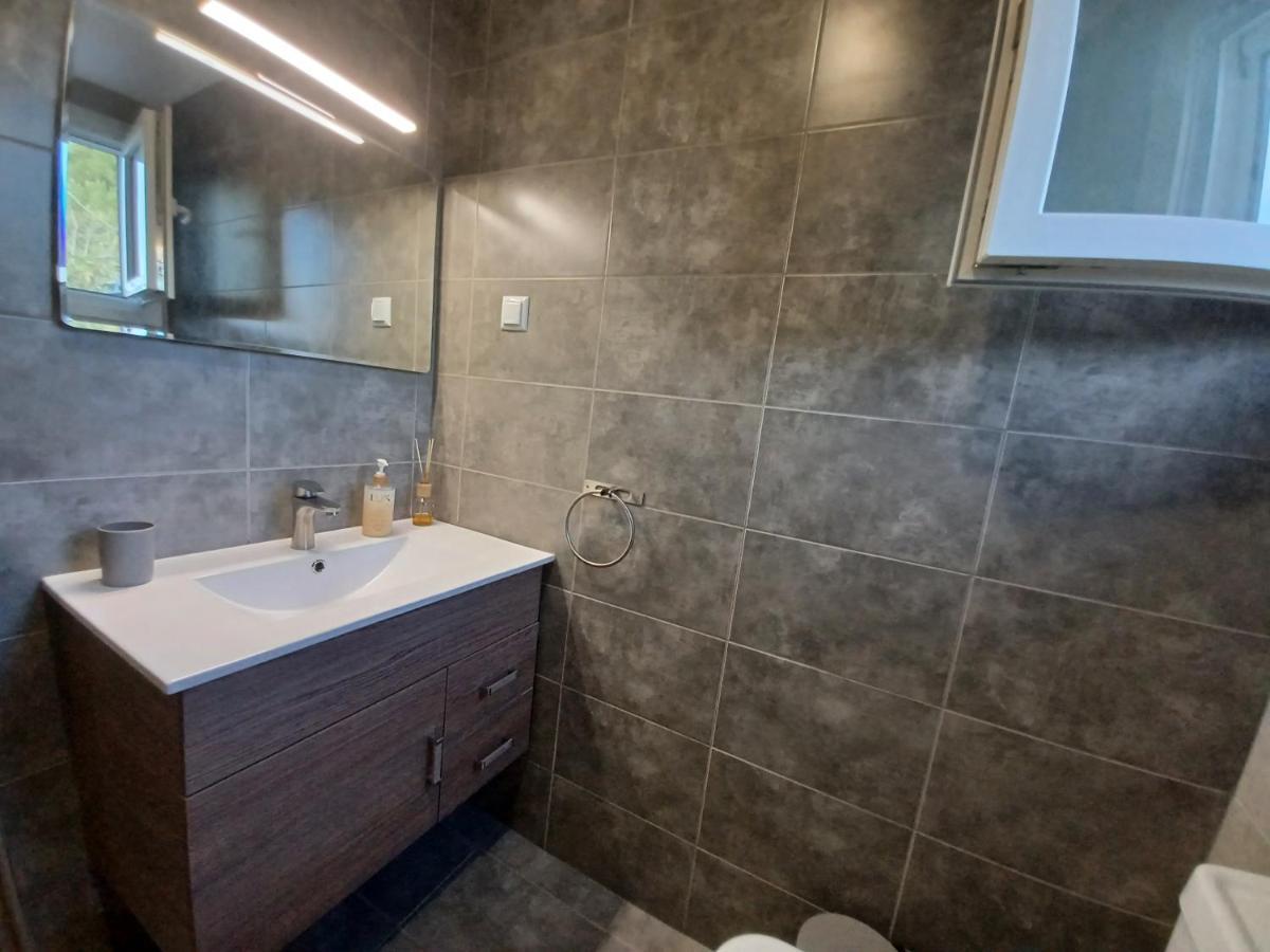 Beach House For Up To 9 People Near Olympia Катаколон Екстериор снимка